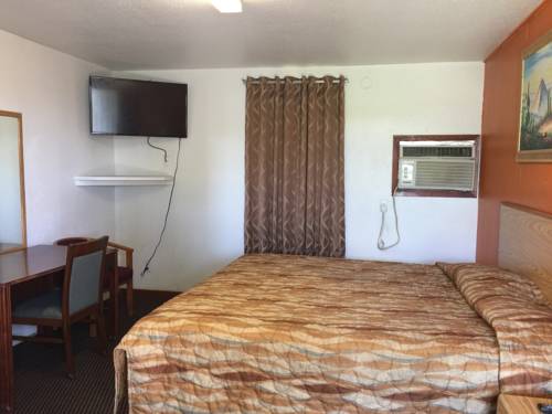 Imagen de la habitación del Motel Tv. Foto 4