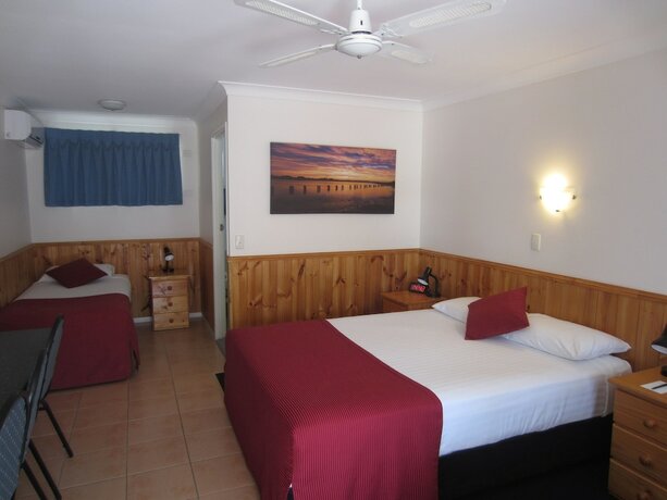 Imagen de la habitación del Motel Twin Towns. Foto 13