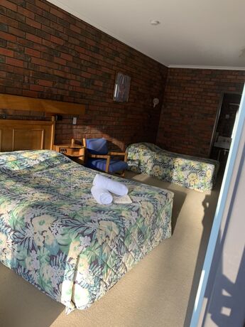 Imagen de la habitación del Motel Two Rivers. Foto 30