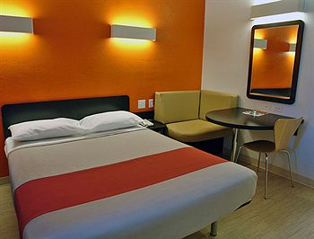 Imagen de la habitación del Motel Vagabond Inn Camarillo. Foto 13