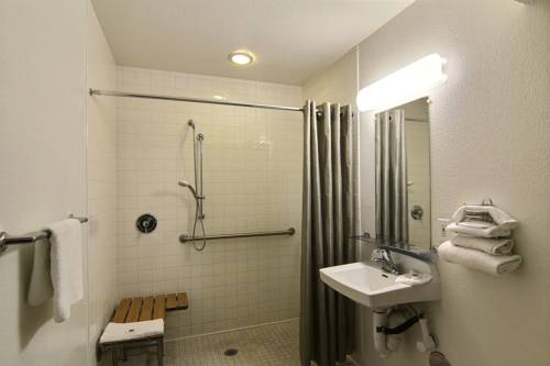 Imagen de la habitación del Motel Vagabond Inn Santa Barbara - Carpinteria North. Foto 8