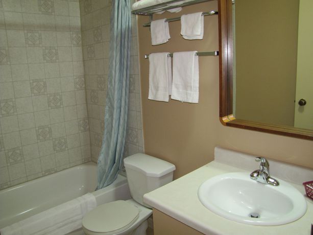 Imagen de los exteriores del Motel Valley Inn and Suites, Greater Sudbury. Foto 12