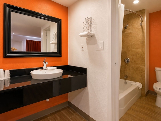 Imagen de la habitación del Motel Value Stay Inn Lost Hills. Foto 8