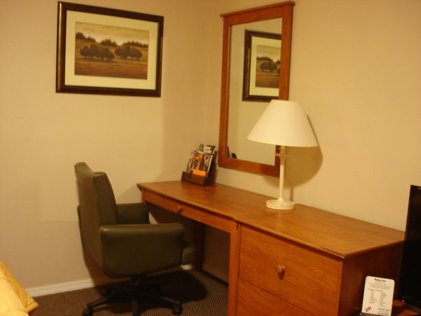 Imagen de la habitación del Motel Valueinn. Foto 9
