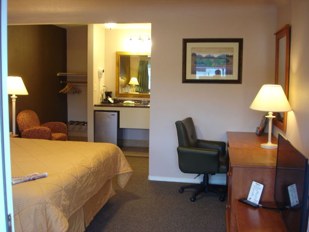 Imagen de los interiores del Motel Valueinn. Foto 16