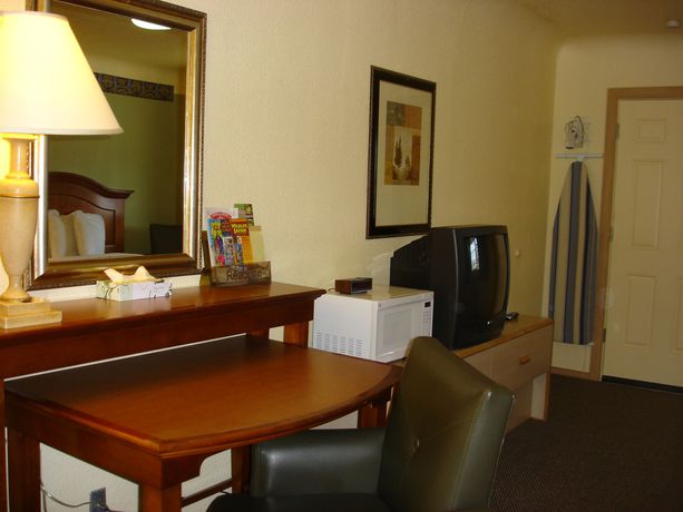 Imagen de la habitación del Motel Valueinn. Foto 12