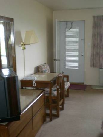 Imagen de la habitación del Motel Vaudreuil. Foto 9