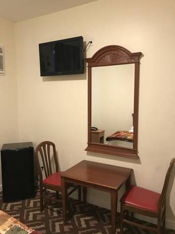 Imagen de la habitación del Motel Waterbury. Foto 3