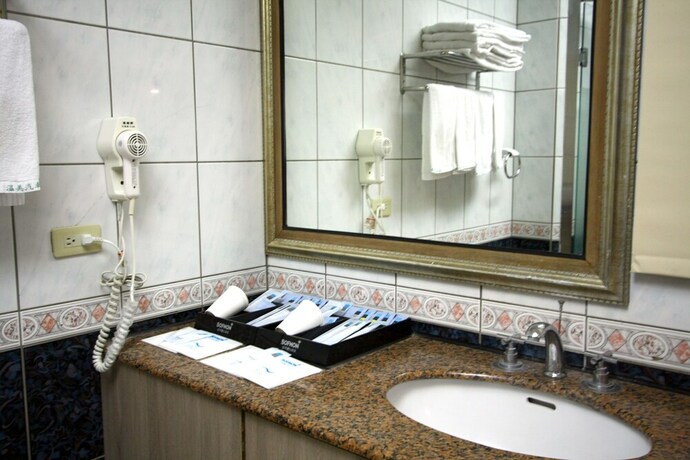 Imagen de la habitación del Motel Wen Mei. Foto 18