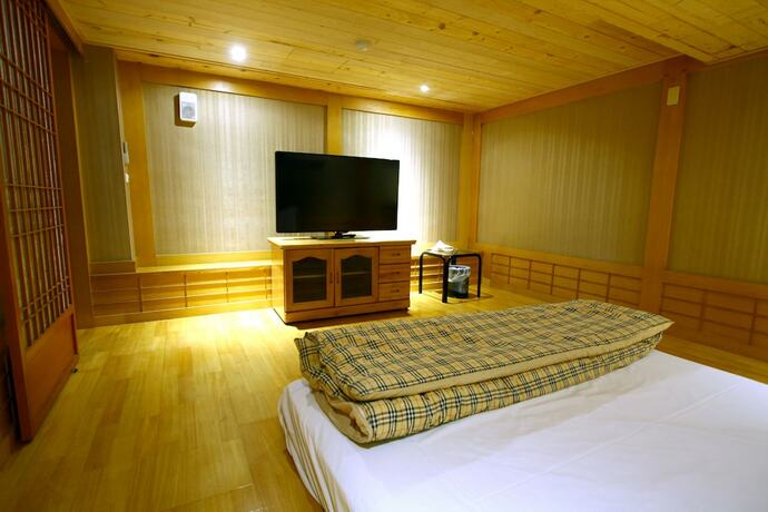 Imagen de la habitación del Motel Wen Mei. Foto 26