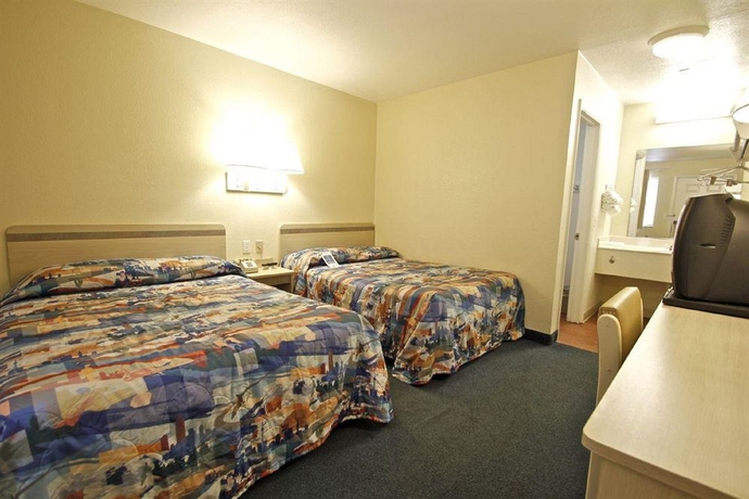 Imagen de la habitación del Motel West Ashley Inn. Foto 6