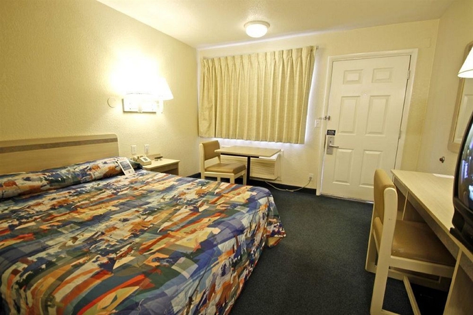 Imagen de la habitación del Motel West Ashley Inn. Foto 7