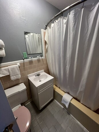 Imagen general del Motel Western. Foto 6