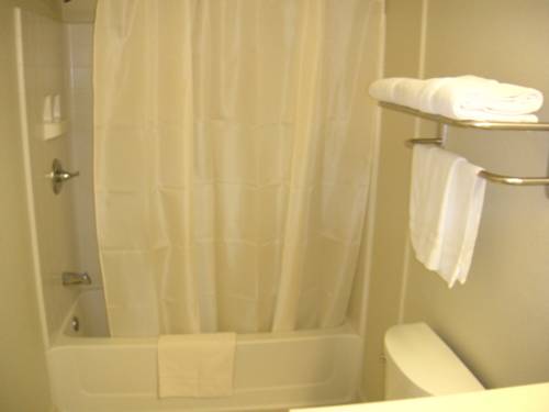 Imagen de la habitación del Motel Western, Salinas. Foto 5