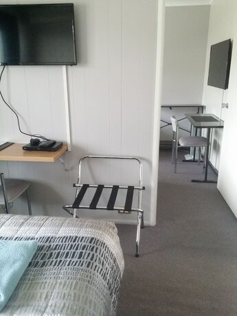 Imagen de la habitación del Motel White Manor. Foto 37