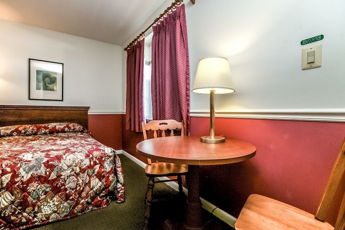 Imagen de la habitación del Motel White Marsh. Foto 10