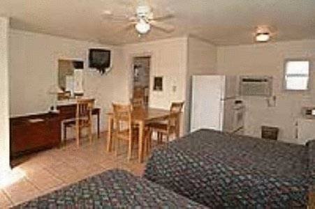 Imagen de la habitación del Motel White Sands, Port Isabel. Foto 9