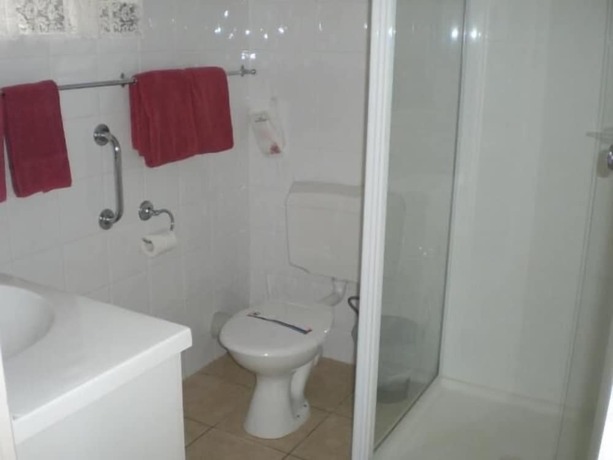 Imagen de la habitación del Motel Whiteoaks. Foto 23