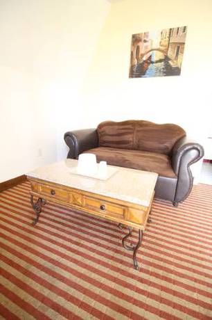 Imagen de la habitación del Motel Wigwam, San Bernardino. Foto 15
