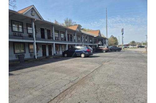 Imagen general del Motel Woodbridge Inn By OYO Rome. Foto 1