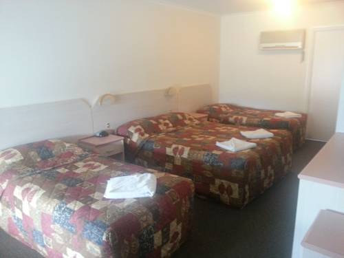 Imagen de la habitación del Motel Yass. Foto 3