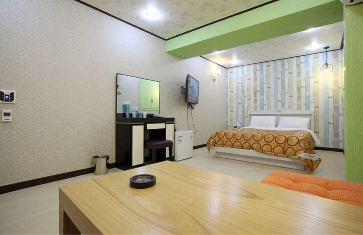 Imagen de la habitación del Motel Yegrina. Foto 20
