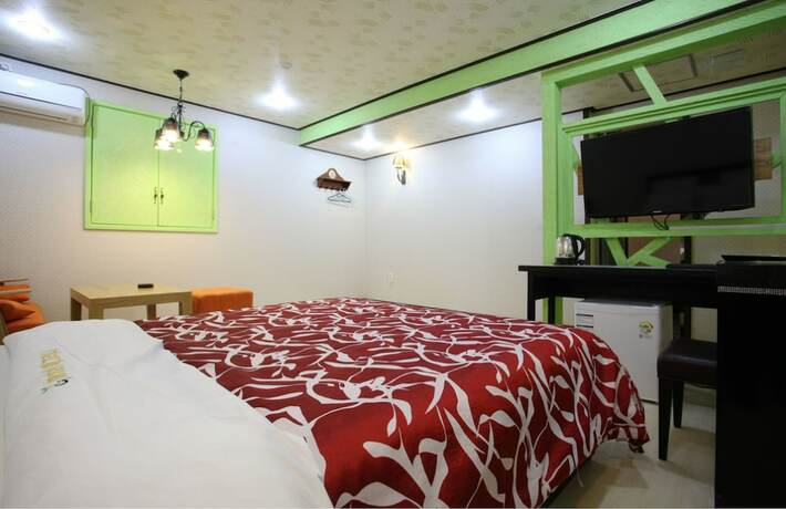 Imagen de la habitación del Motel Yegrina. Foto 27
