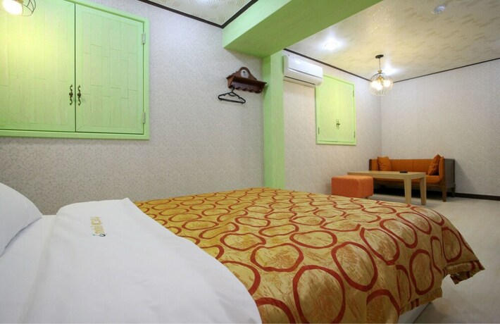 Imagen de la habitación del Motel Yegrina. Foto 31