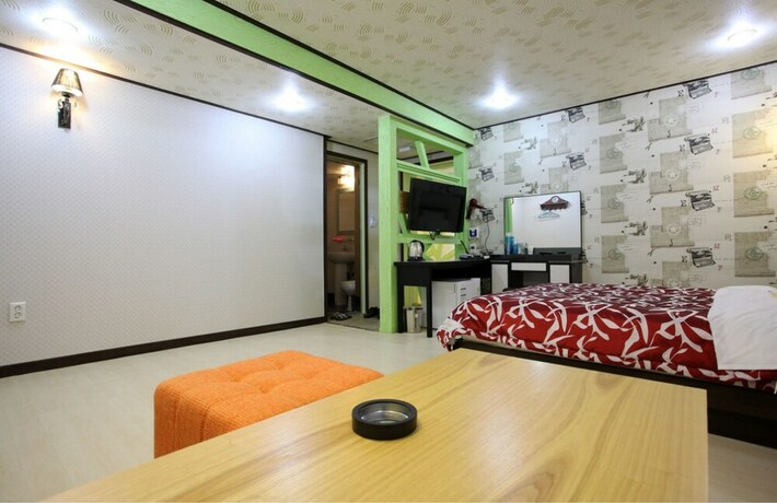 Imagen de la habitación del Motel Yegrina. Foto 32