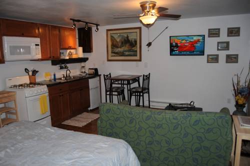 Imagen de la habitación del Motel Yellowstone - Adults Only. Foto 5