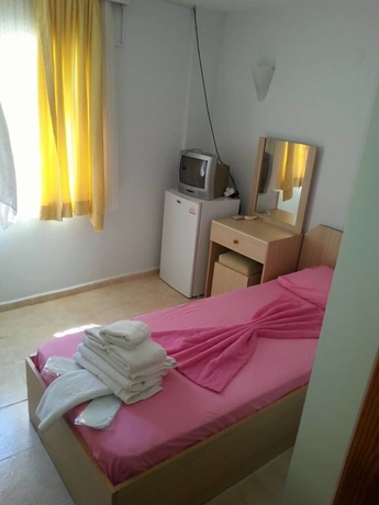 Imagen de la habitación del Motel Yona. Foto 15