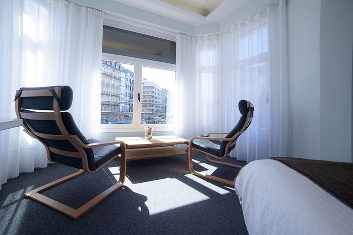 Imagen de los interiores del Pensión Aldamar. Foto 15