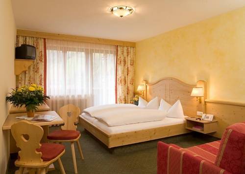 Imagen de la habitación del Pensión Almrausch, NEUSTIFT IM STUBAITAL . Foto 6