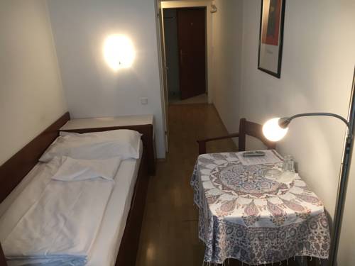 Imagen de la habitación del Pensión Ani-falstaff. Foto 9