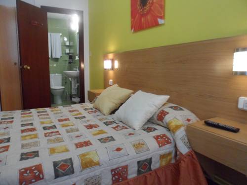 Imagen de la habitación del Pensión Añorga. Foto 4