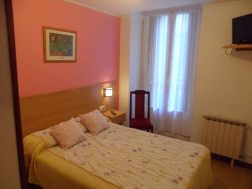 Imagen de la habitación del Pensión Añorga. Foto 10