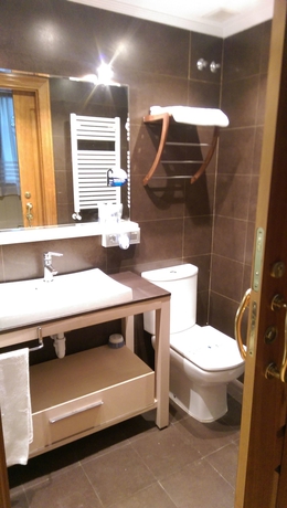 Imagen de la habitación del Pensión Araba. Foto 6