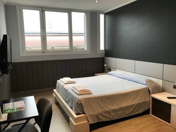 Imagen de la habitación del Pensión Astigarraga. Foto 17