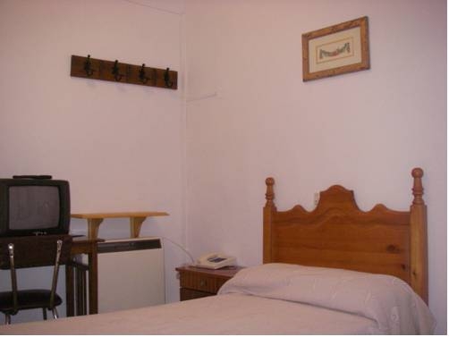 Imagen de la habitación del Pensión Astoria, Lanjar&oacute;n ( Alpujarra ). Foto 7