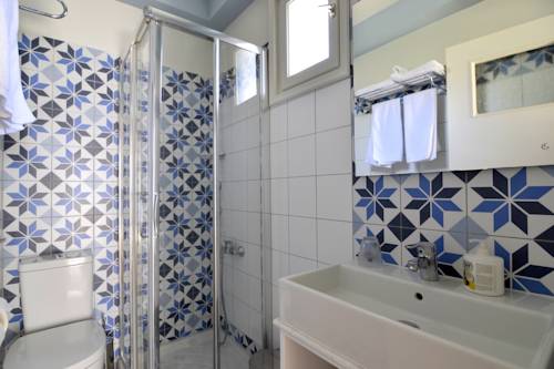 Imagen de la habitación del Pensión Avra, Gialos. Foto 2