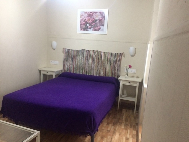 Imagen de la habitación del Pensión Azahar, Sevilla. Foto 13