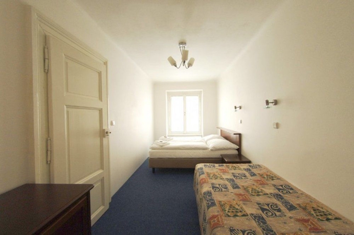 Imagen de la habitación del Pensión BALBIN. Foto 8