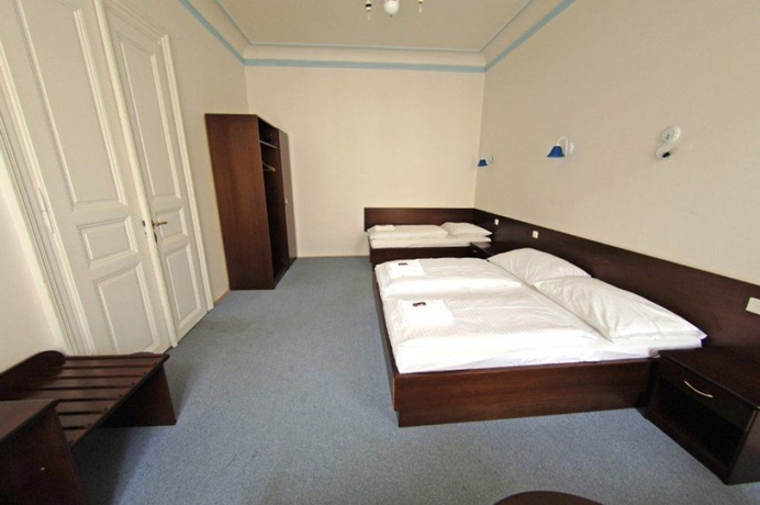 Imagen de la habitación del Pensión BALBIN. Foto 12