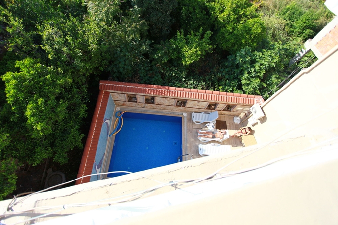 Imagen de la piscina del Pensión Bacchus Pension. Foto 16