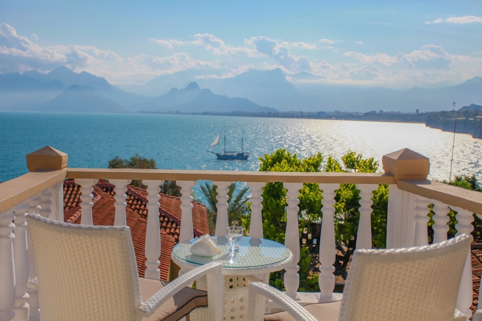 Imagen de los exteriores del Pensión Bacchus Pension. Foto 15