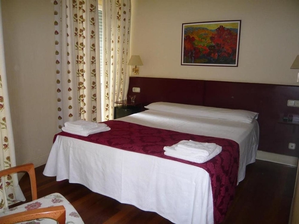 Imagen de la habitación del Pensión Bikain. Foto 15