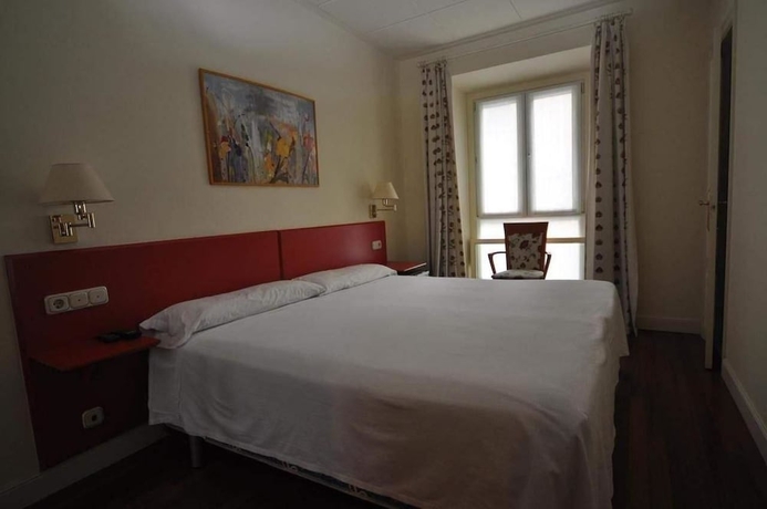 Imagen de la habitación del Pensión Bikain. Foto 16