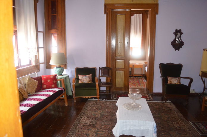 Imagen de los interiores del Pensión Bonjour, Ayvalik. Foto 13