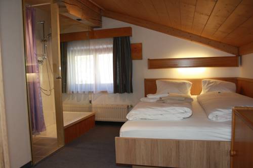 Imagen de la habitación del Pensión Brixana. Foto 11