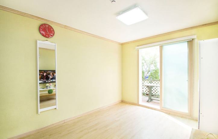 Imagen de la habitación del Pensión CHOROK. Foto 14